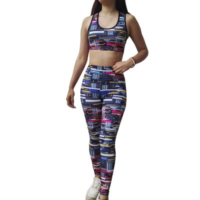 Conjunto Deportivo Pixel Kira Sportswear Mujer