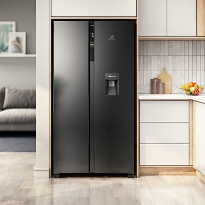 Refrigerador Side by Side Electrolux ERSA53K2HVB INVERTER 514 litros black