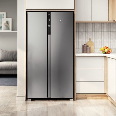 Refrigerador Side by Side Electrolux ERSA44V2HVG INVERTER 436 litros silver