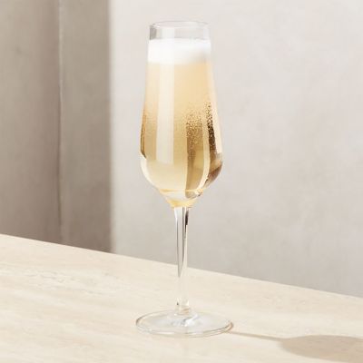Copa De Champagne Kira